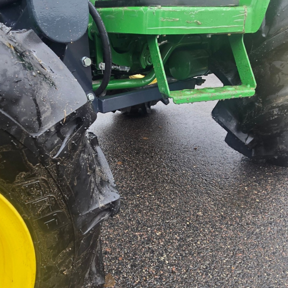 «Навесной погрузчик (КУН) Kerland S30 / John Deere 3036E» - фото 18