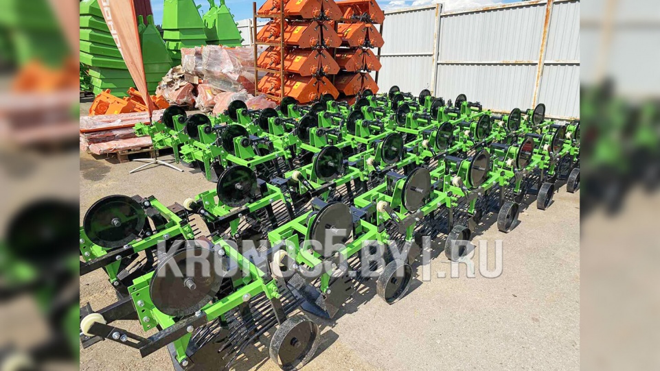 «Картофелекопалка вибрационно-грохотная Kerland | Керланд КМ1080 к мотоблоку с водяным охл.» - фото 12 «Картофелекопалка вибрационно-грохотная Kerland | Керланд КМ1080 к мотоблоку с водяным охл.» - фото 12