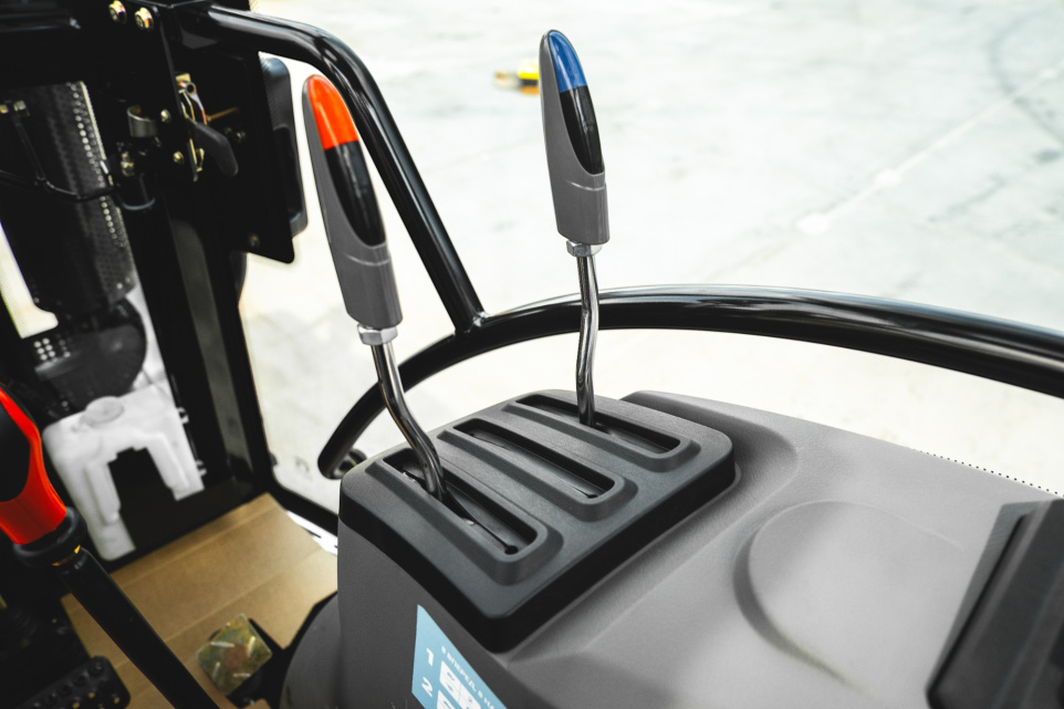 «Трактор SCOUT SERIES TE G3 Premium» - фото 37