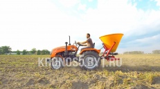 «Разбрасыватель навесной (Лейка) Strumyk S-300 (300 л)» - фото 2