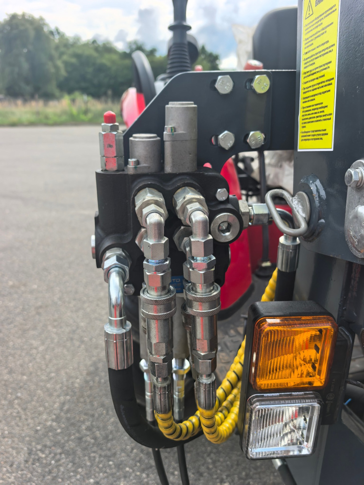«Навесной погрузчик (КУН) Kerland KE354 Mahindra OJA 3140» - фото 13