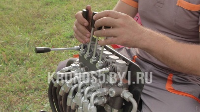 «Навесной экскаватор Landformer 230» - фото 6 «Навесной экскаватор Landformer 230» - фото 6