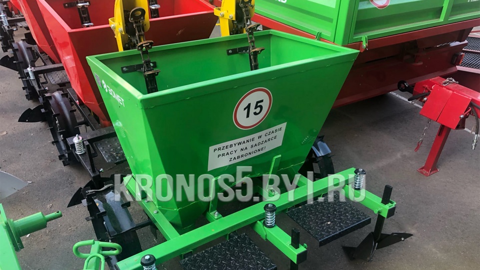 «Картофелесажалка Bomet | Бомет S-239 (62,5-67,5 см)» - фото 12 «Картофелесажалка Bomet | Бомет S-239 (62,5-67,5 см)» - фото 12