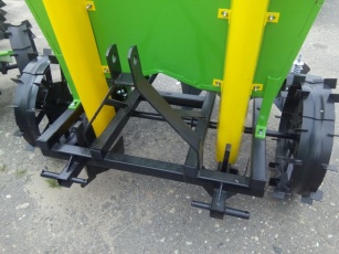 «Картофелесажалка D-Pol | Д-Пол СКН-180/2 (62,5 - 67,5 см)» - фото 4 «Картофелесажалка D-Pol | Д-Пол СКН-180/2 (62,5 - 67,5 см)» - фото 4